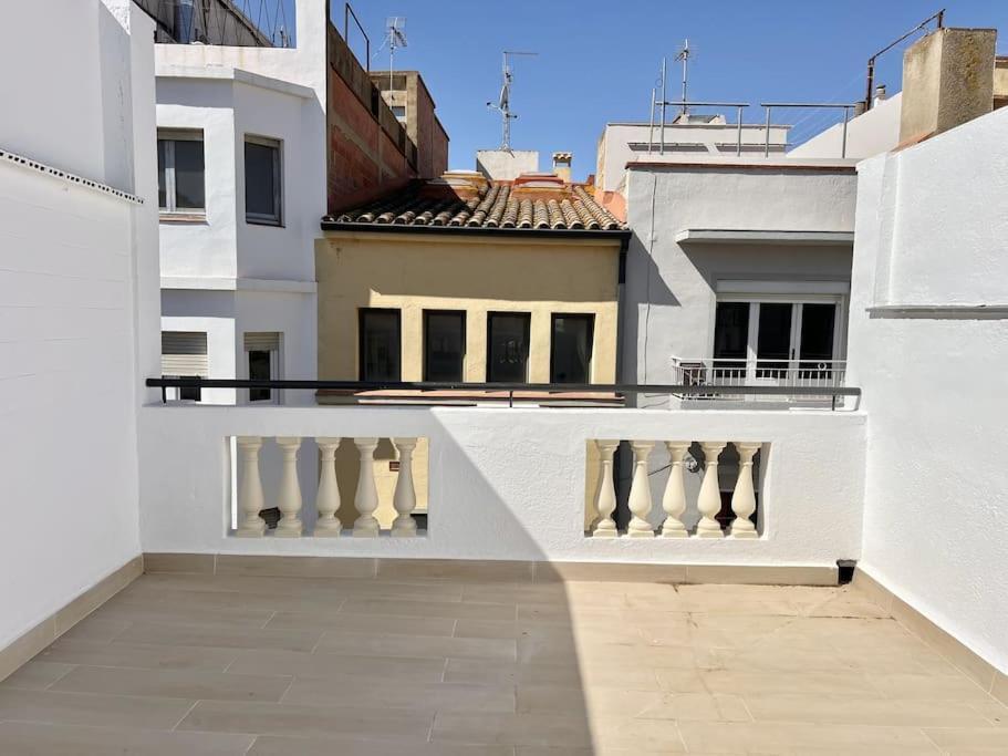 Moderno Apartamento Con Terraza En La Azotea Roses Exterior photo